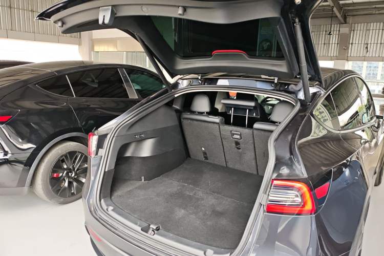 Used Tesla Model Y 2024 Rear-Wheel-Drive Version