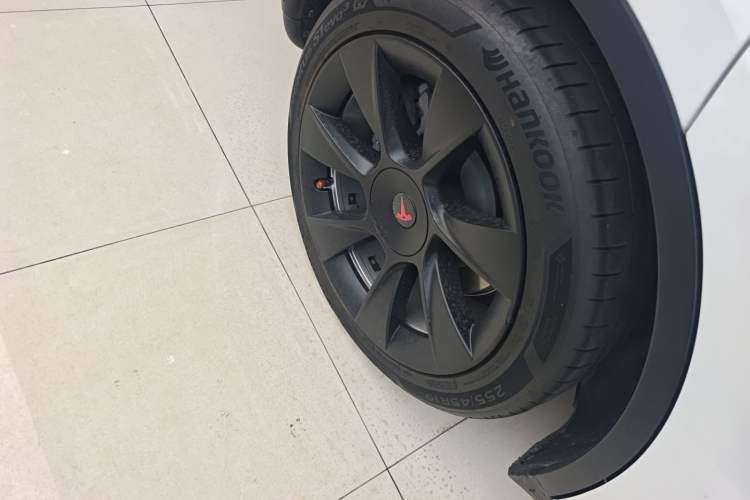 Used Tesla Model Y 2022 Rear-Wheel-Drive Version