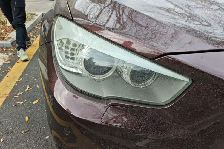 Used BMW 5 Series GT 2014 535i Leading Model Right Front Headlight