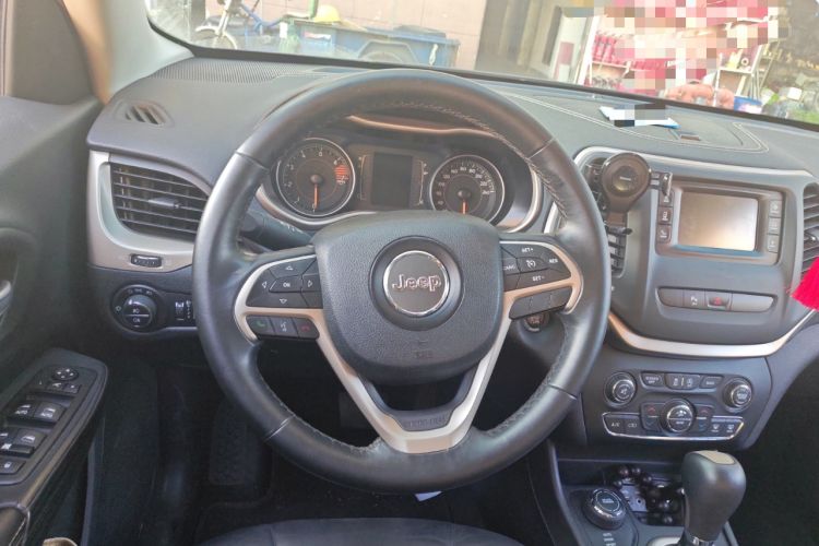 Used Jeep Cherokee 2016 2.4L Professional Edition