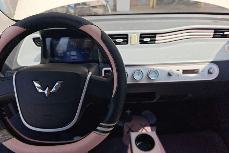 Used Wuling Hongguang MINIEV 2021 Macaron Premium Model – Lithium-NMC