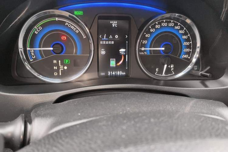 Used Toyota Corolla 2017 Revised Dual-Engine 1.8L E-CVT Leading Edition
