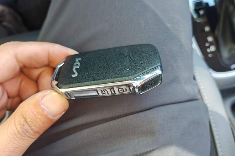 Used Kia kx1 Stonic 2021 1.4L CVT Fun Edition Interior 1