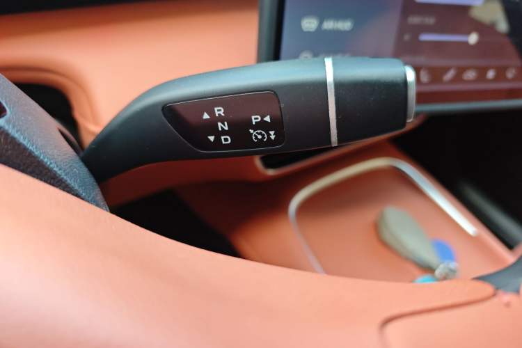 Used Deepal S07 2023 200Max Range-Extended Version
