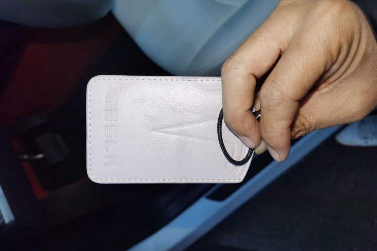 Used Tesla Model Y 2021 Revised Version 2 Long-Range All-Wheel-Drive Edition