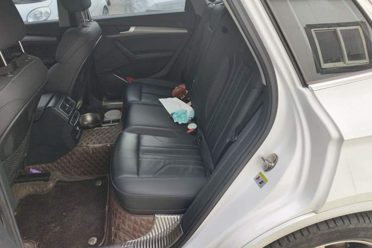 Used Audi Q5L 2022 40T Fashionable and Dynamic Model