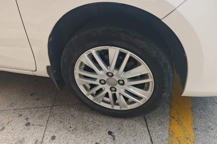 Used Toyota Vios 2016 1.5L Automatic ZhiZhen Xingyao Edition Right Front Wheel Hub