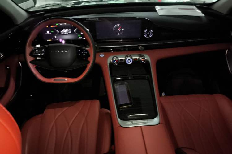 Used EXEED Stellar 2023 400T Four-Wheel Drive Enjoying the Flying Fish Edition