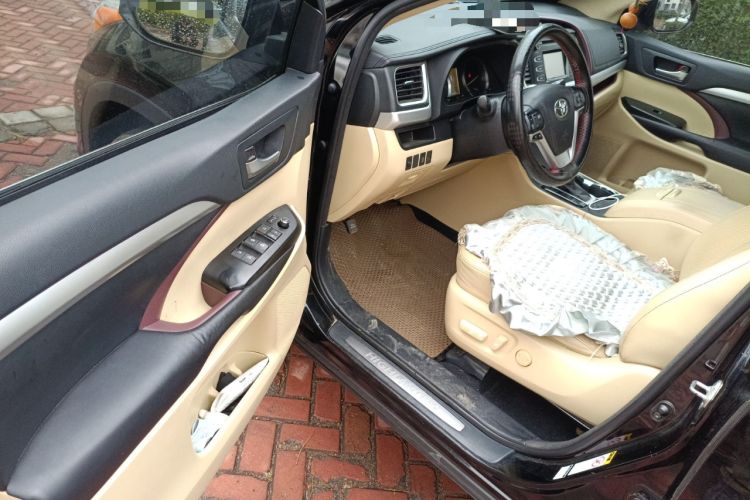 Used Toyota Highlander 2017 2.0T Four-Wheel Drive Luxury Edition 7 Seats
