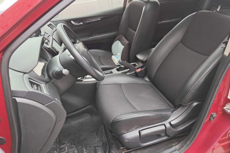 Used Nissan Tiida 2016 1.6L CVT Smart Drive Edition Left Front Seat