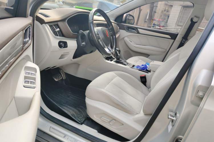 Used Roewe RX5 New Energy 2017 eRX5 50T Hybrid Connected Prestige Flagship Edition
