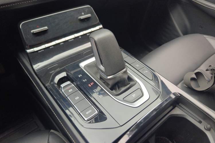 Used Wuling Victory 2020 1.5T CVT Flagship Edition Gear Lever