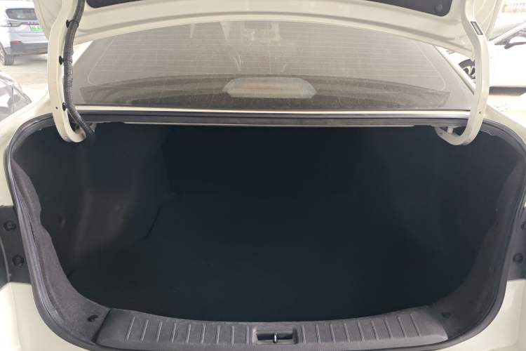 Used Venucia D60EV 2020 Standard Range Smart Drive Edition Trunk