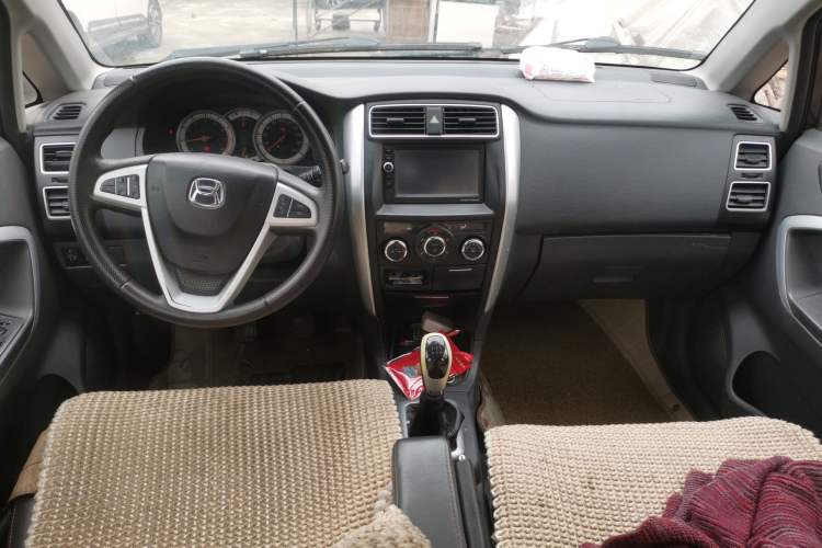 Used Suzuki Liana A6 2015 Hatchback 1.4L Manual Ideal Model Center Console