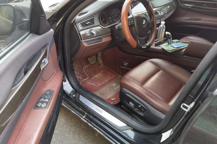 Used BMW 7 Series 2014 730Li Premium Edition
