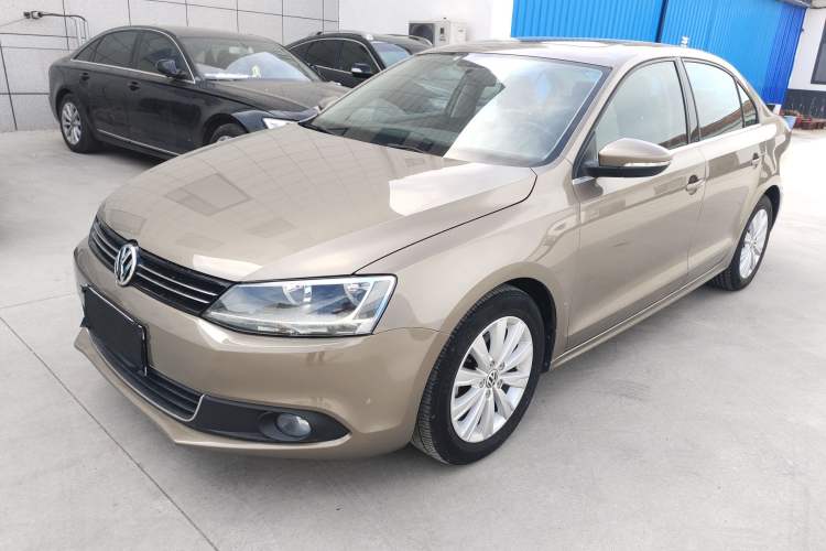 Used Volkswagen Sagitar 2014 Revised Version 1.6L Manual Comfort Edition