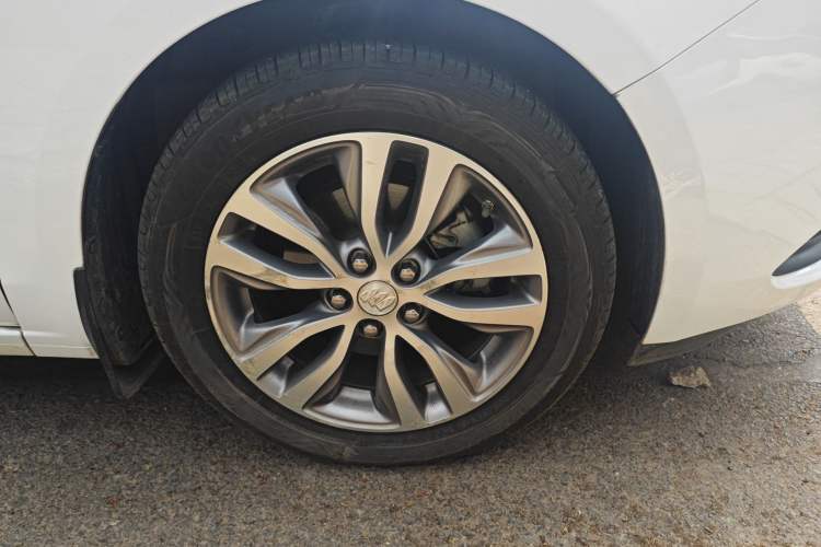 Used Buick GT 2018 18T Automatic Elite Model