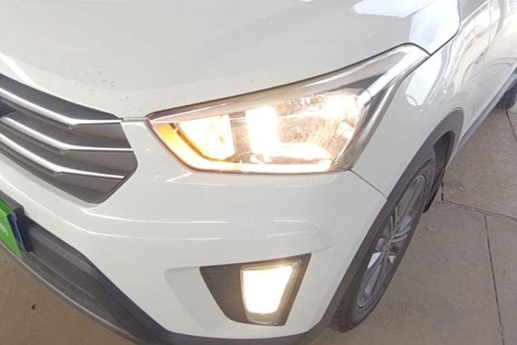 Used Hyundai ix25 2015 1.6L Automatic Two-Wheel Drive Smart GLS Trim
