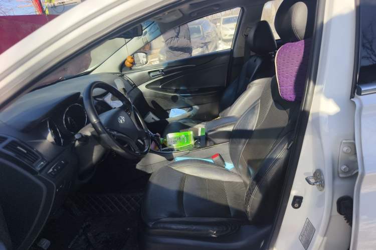 Used Hyundai Sonata 2013 2.4L Automatic Luxury Version China IV Standard