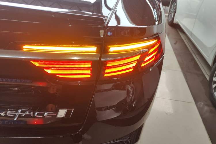 Used Geely Auto Preface 2025 Dongfang Yao 1.5TD Kunlun Edition
