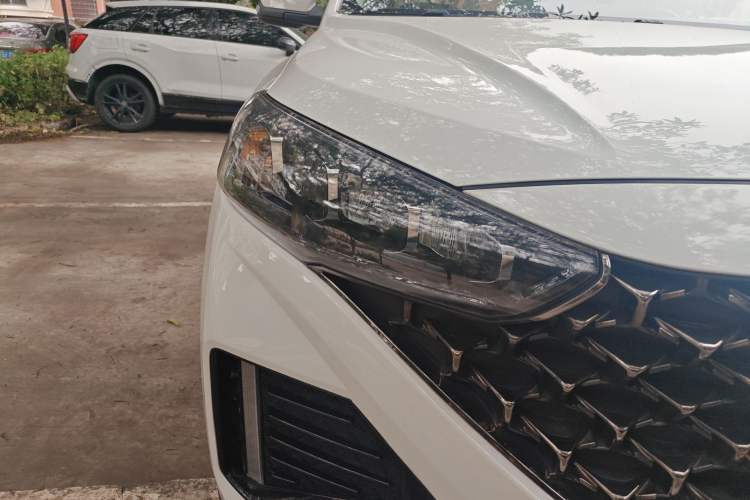 Used Hyundai ix35 2021 2.0L Automatic 2WD GLS Leading Edition Right Front Headlight