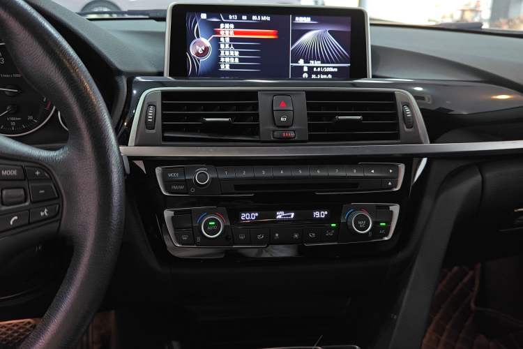 Used BMW 3 Series 2017 320Li Fashion Model
