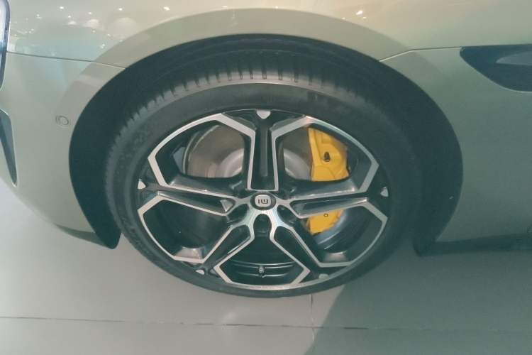 Used Xiaomi Auto SU7 2024 Rear-Drive Long-Range Intelligent Driving Version