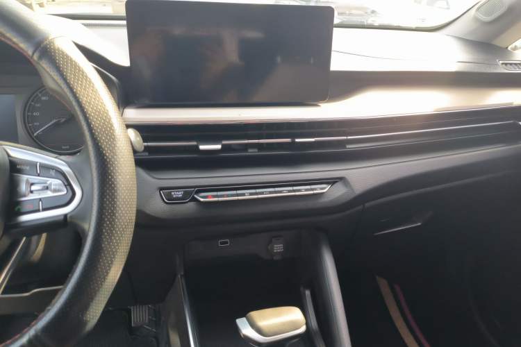 Used Geely Auto Vision X3 2021 PRO 1.5L CVT Deluxe Model