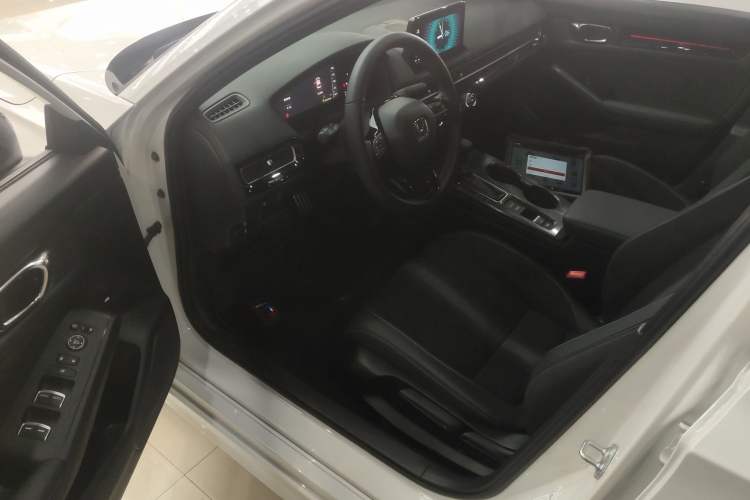 Used Honda Civic 2022 240TURBO CVT Dynamic Edition