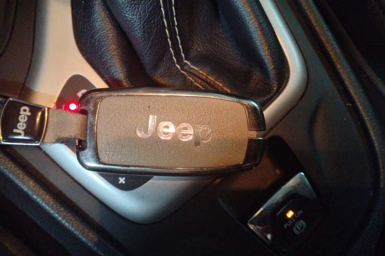 Used Jeep Cherokee 2016 2.4L Superior Edition