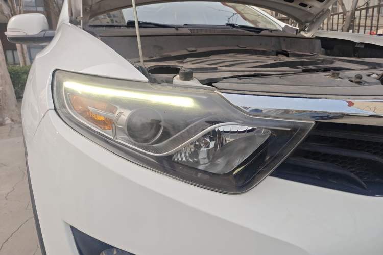 Used Soueast DX7 2015 1.5T Automatic Luxury Model