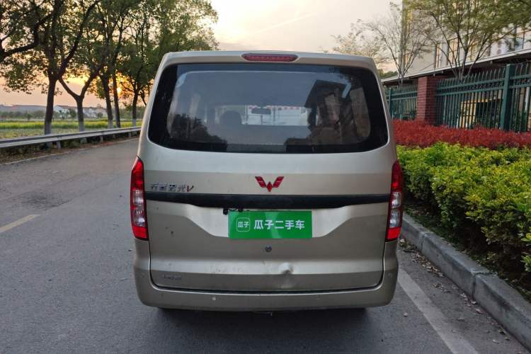 Used Wuling Hongguang V 2021 1.5L Jingqu Version LAR Rear