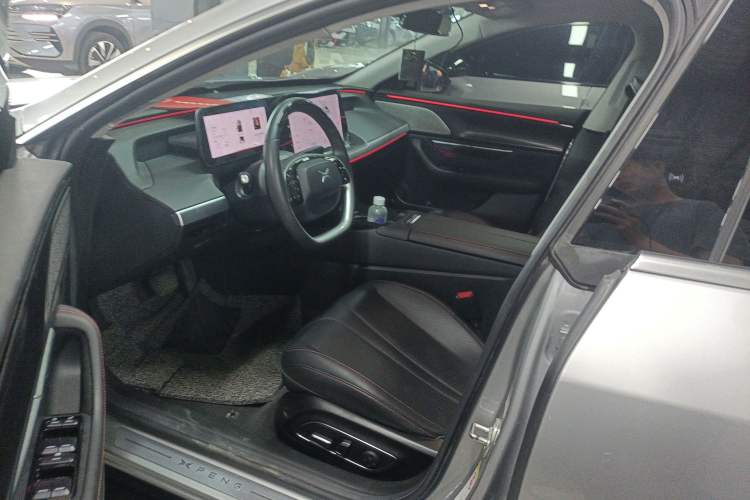 Used XPeng P7 2022 670E+ Left Front Seat
