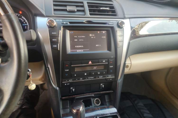 Used Toyota Camry 2015 2.0G Luxury Edition

