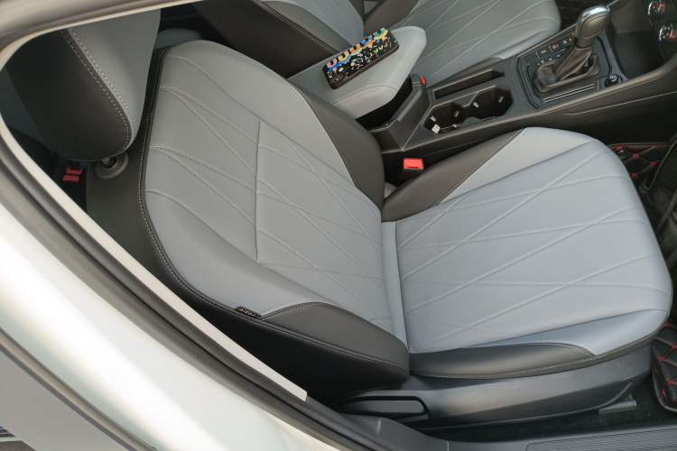 Used Volkswagen Lavida 2024 1.5L Automatic Starry Sky 5 Million Edition Right Front Seat