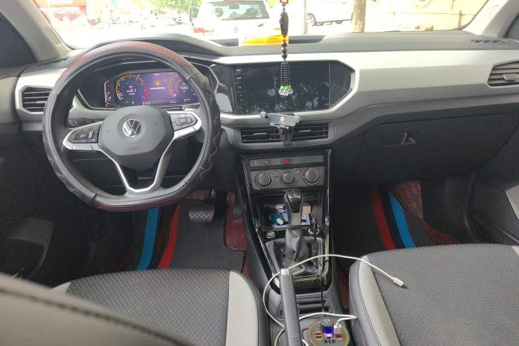 Used Volkswagen Tacqua 2021 200TSI DSG JoyConnect Edition
