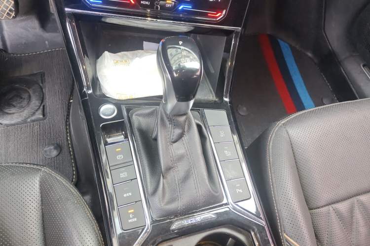 Used Volkswagen Passat New Energy 2020 430 PHEV Hybrid Luxury Edition China VI Standard
