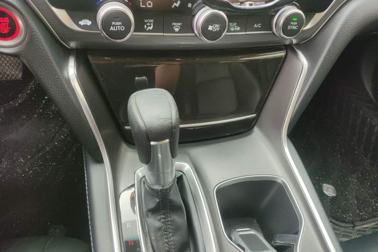 Used Honda Accord 2018 260TURBO Luxury Edition China VI
