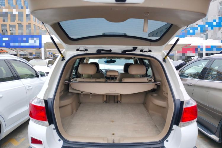 Used Toyota Highlander 2012 2.7L 2WD 5-Seater Elite Edition Trunk