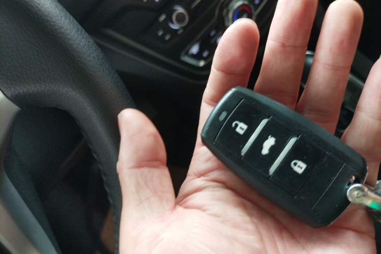 Used Changan Alsvin V7 2016 1.6L Automatic Joyful Model China V Standard