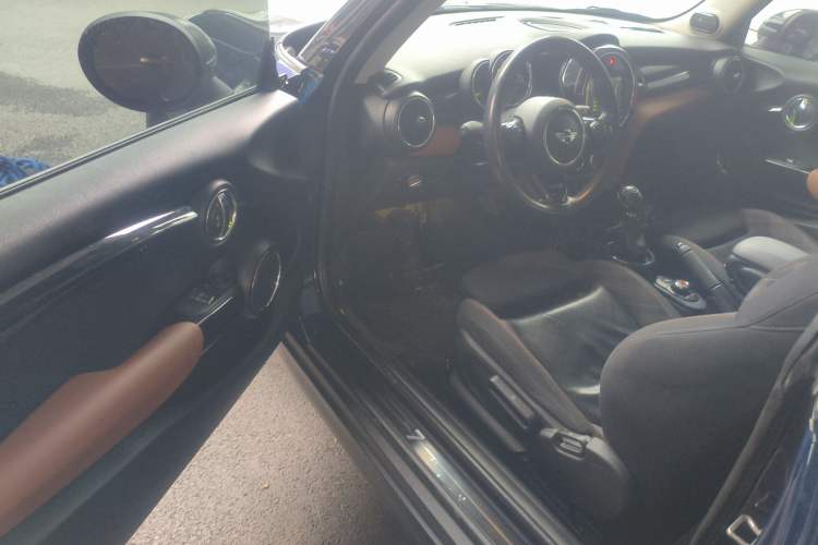 Used MINI MINI 2016 1.5T COOPER SEVEN
