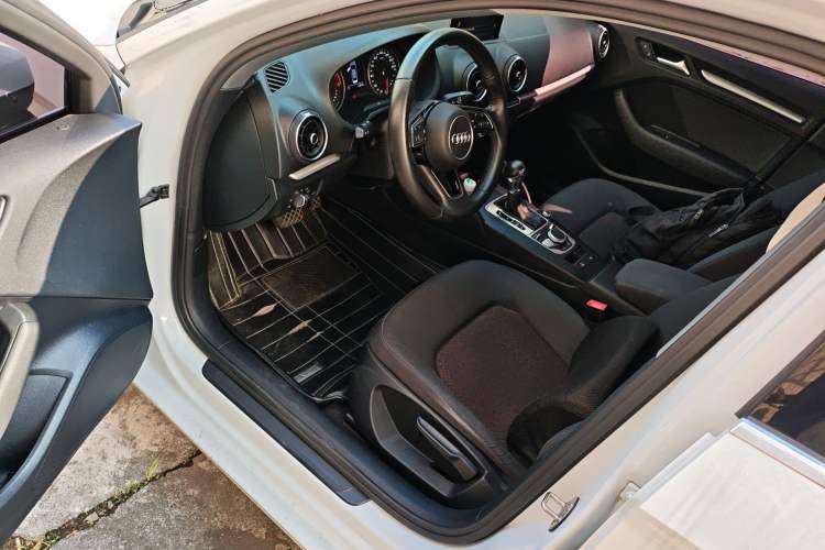 Used Audi A3 2018 30th Anniversary Edition Limousine 35 TFSI Ambition Model
