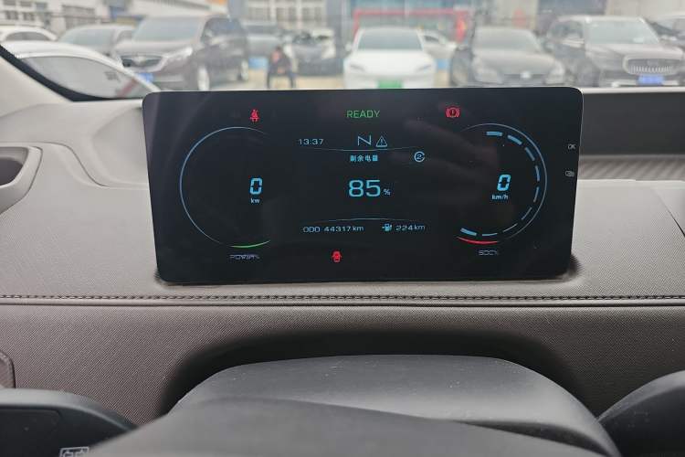 Used JMC E Fushun 2025 Model, Blind Window Version, 41.86 kWh, Short Axle, Low-roof, 3.0 tons