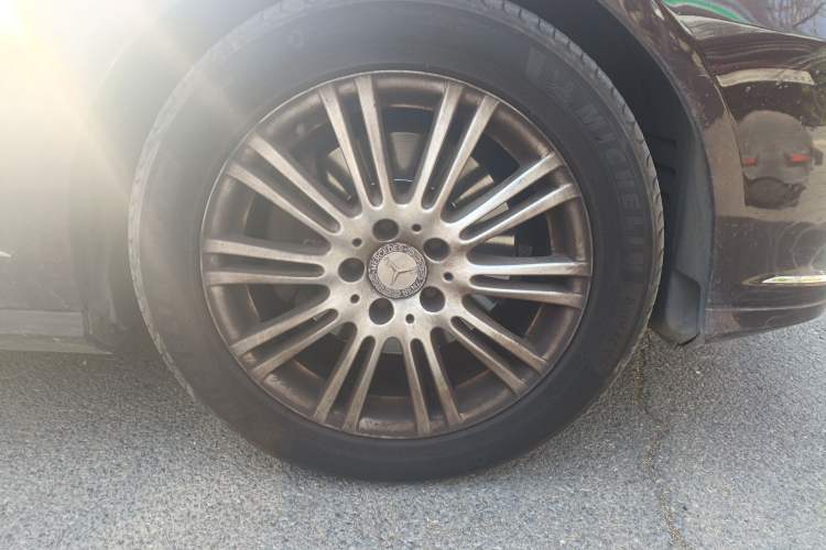 Used Mercedes-Benz E-Class 2011 E 300 L Elegant Model
