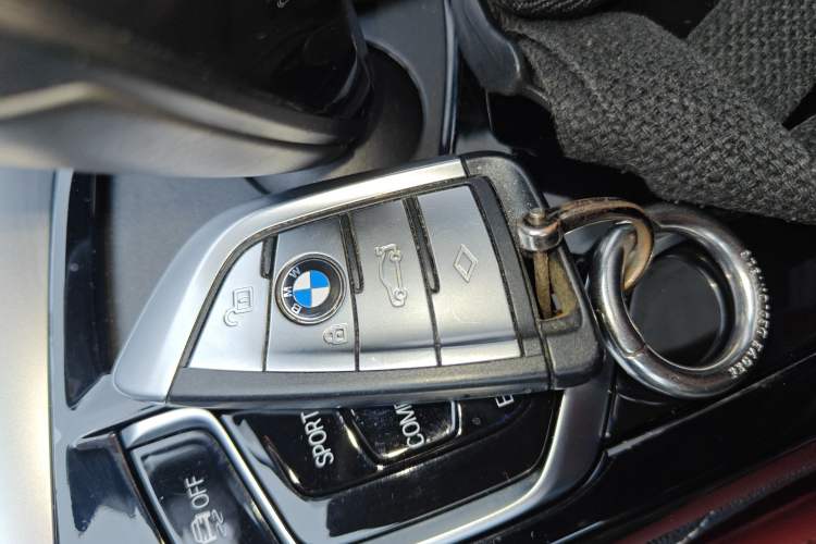 Used BMW 5 Series 2022 Second Facelift 530Li Leading Edition M Sport Package
