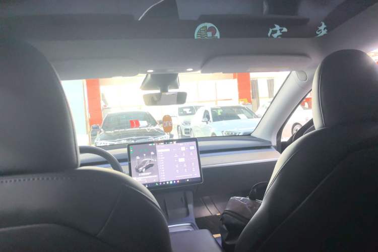 Used Tesla Model Y 2023 Rear-Wheel-Drive Version