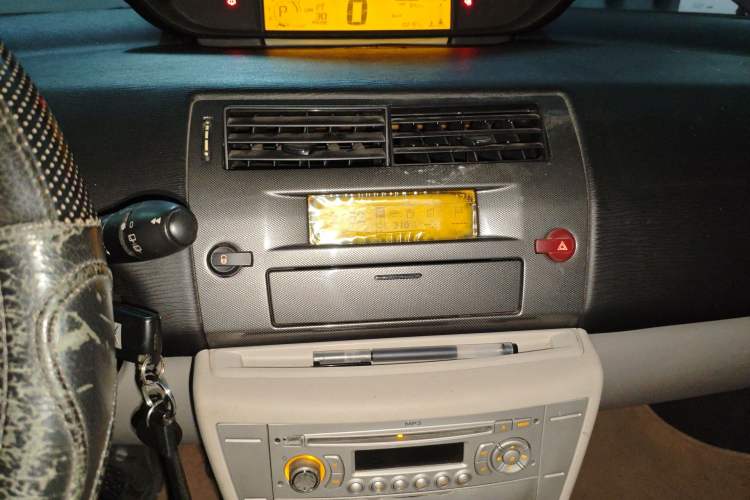 Used Citroen C-Quatre 2011 Hatchback 1.6L Automatic XuanYa Model Audio And AC Panel