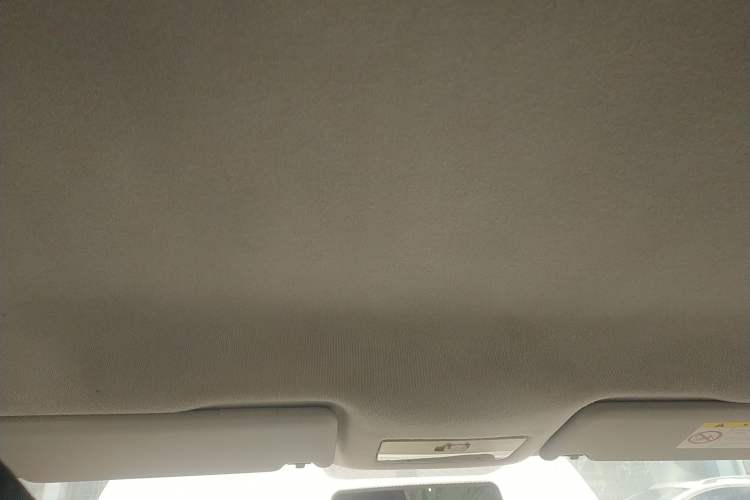 Used Volkswagen Jetta 2013 1.4L Manual Fashion Model Headliner