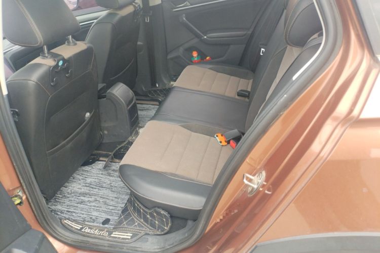 Used Volkswagen C-TREK 2018 1.5L Automatic Comfort Model
