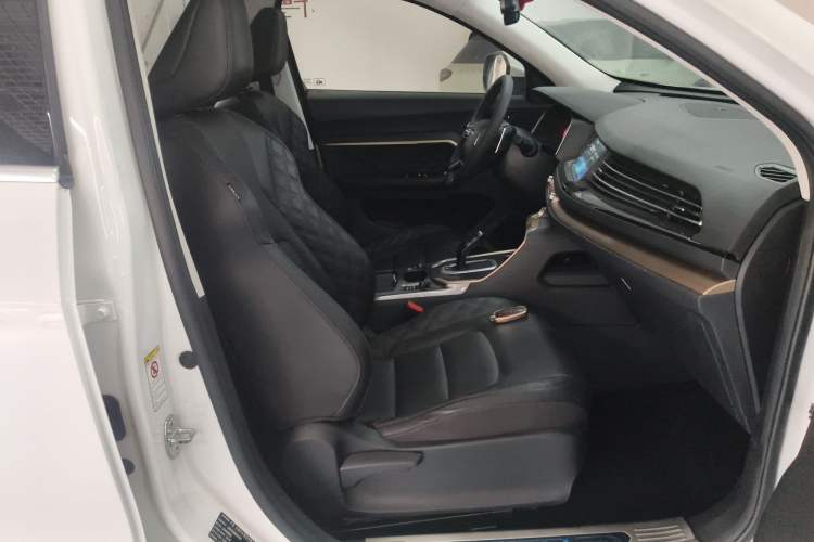 Used Haval H6 2021 1.5 GDIT Automatic Champion Edition Right Front Seat